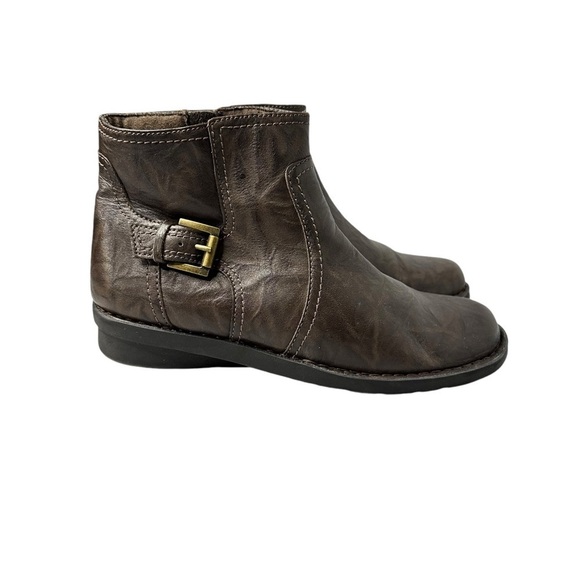 Clark’s Women’s Leather Upper‎ Side Zip Brown Bootie Size 8M - Picture 2 of 8